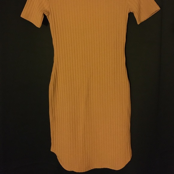 Forever 21 Bodycon Mockneck Dress - Picture 4 of 4